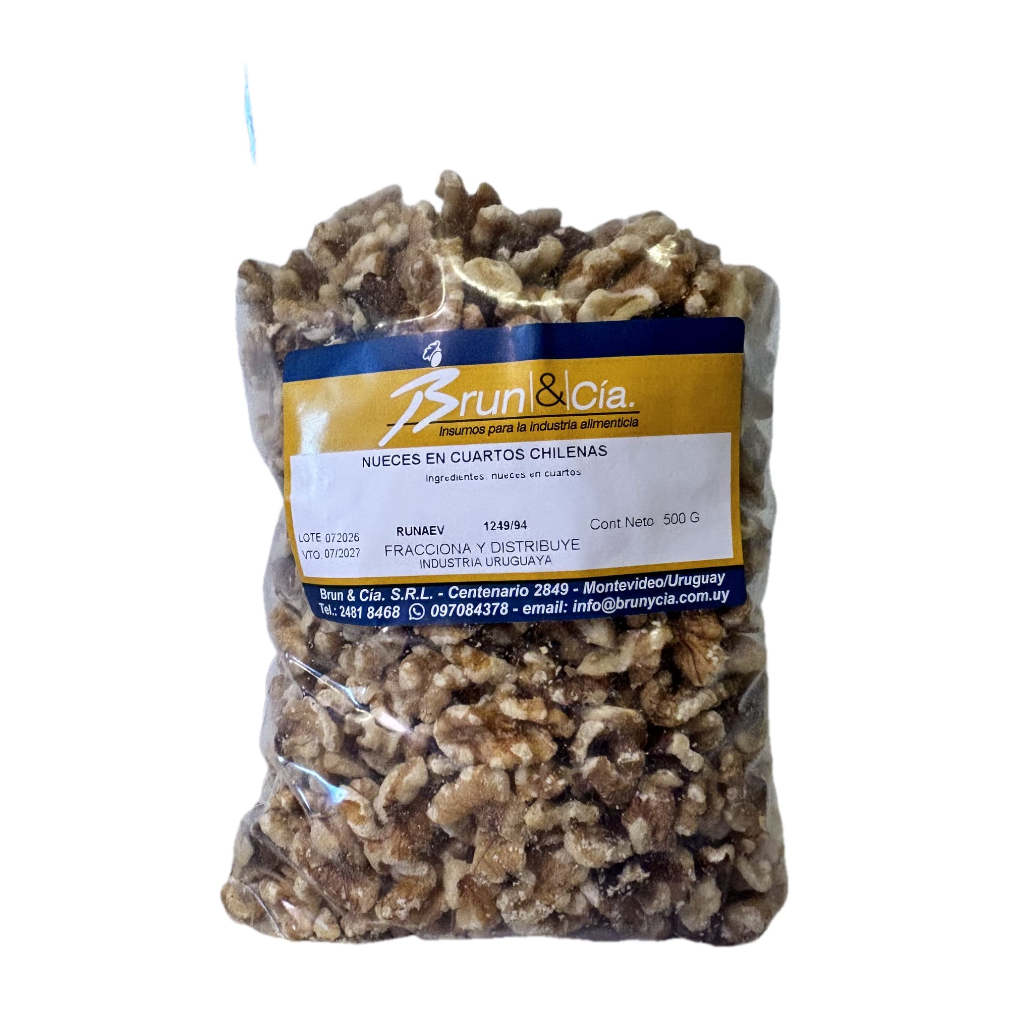 Nueces en cuartos, foto 2 de 3